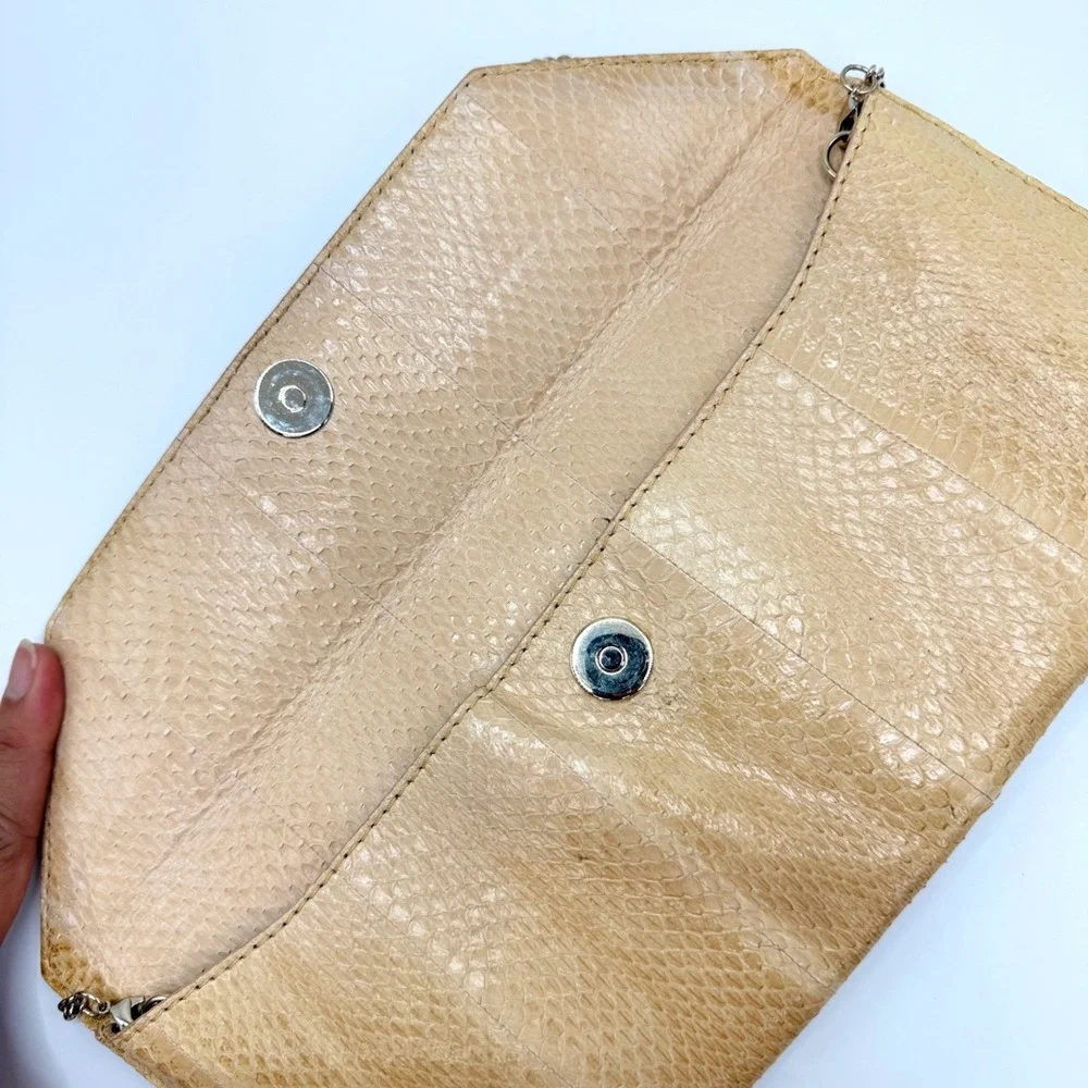 Max Mara Beige Leather Python Print Clutch Bag Chain Strap Luxury Envelope Purse